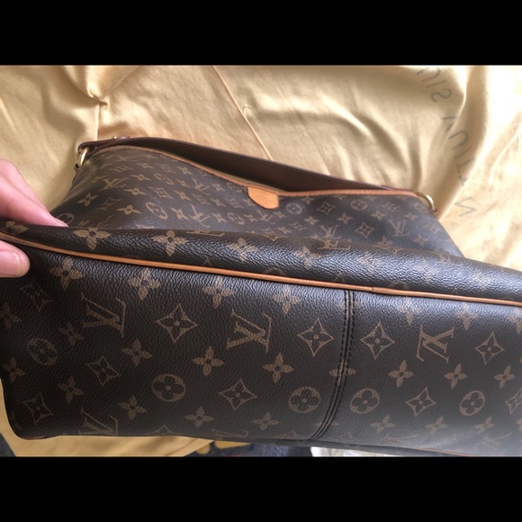 Louis Vuitton purse (delightful) - Picture 5 of 5